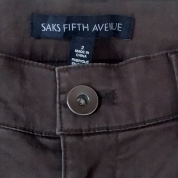 Saks 5th Ave. Capri Pants, Olive Size 2 - Picture 2 of 3